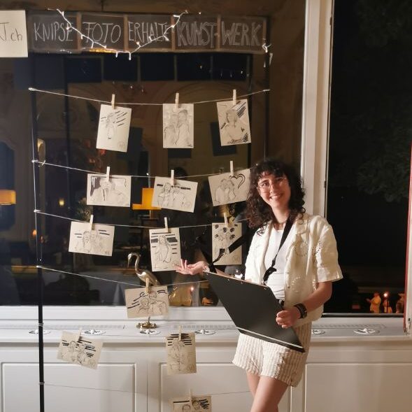 Anja vor Stand an Kitchenparty